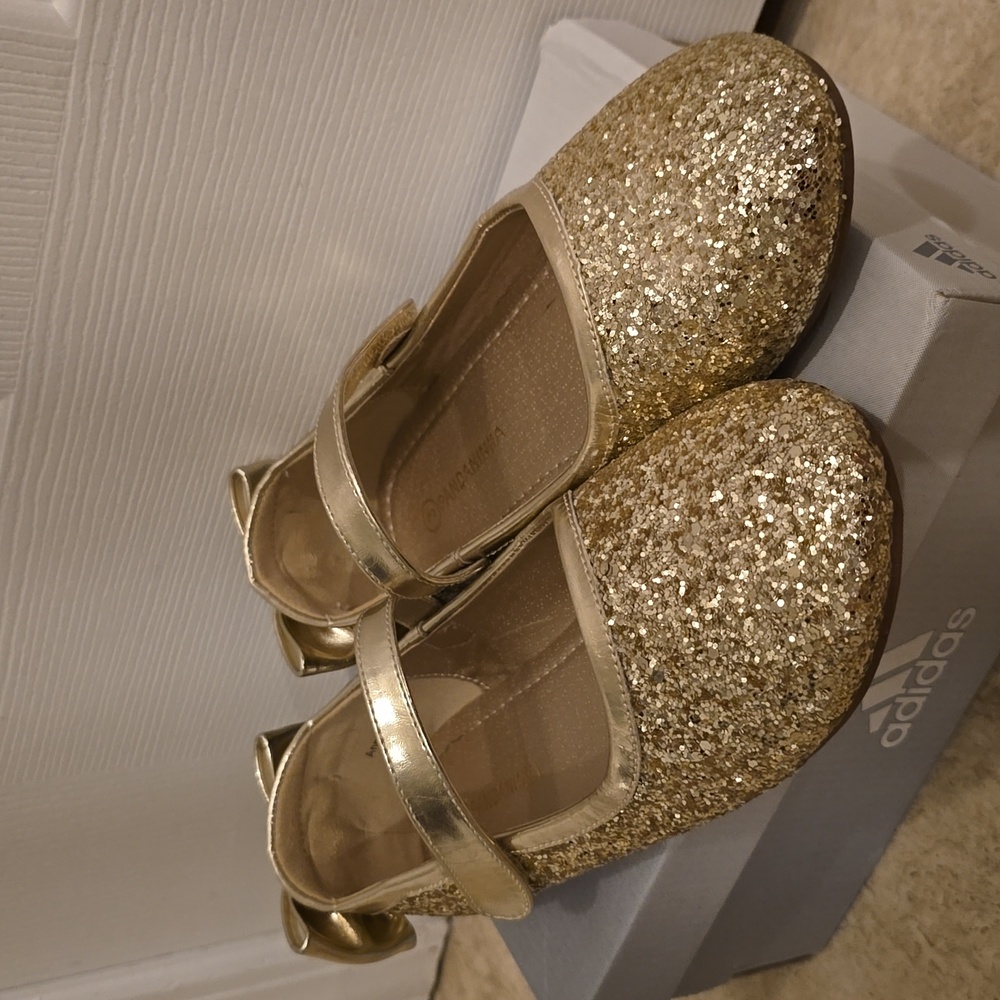 Girl's Gold Glitter Ballet Flat with Bows Size 3